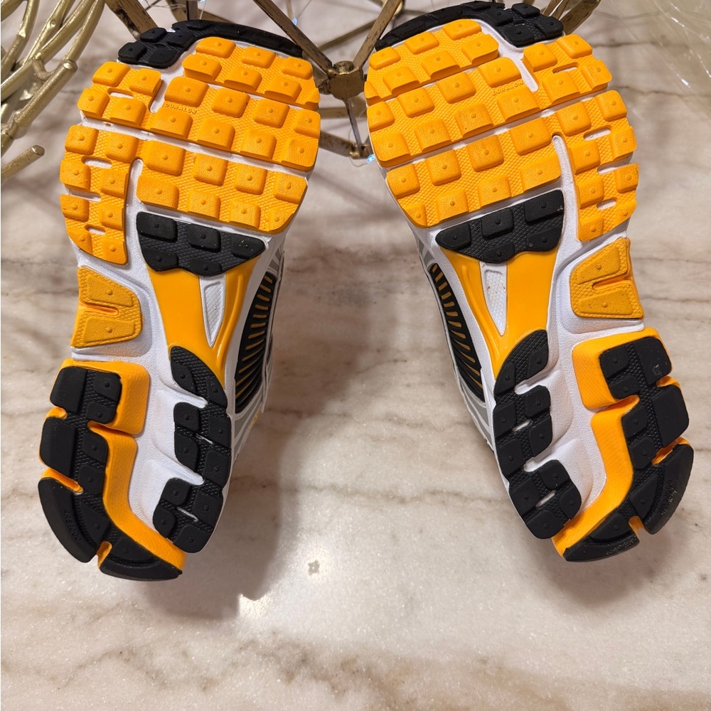 Nike Zoom Vomero 5 - Picture 5 of 15